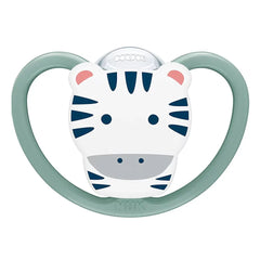 Nuk Space Πιπίλα Σιλικόνης 6-18m με Θήκη , 1τεμάχιο