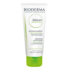 Bioderma Sebium Gommant Απαλό απολεπιστικό Gel καθαρισμού για μικτές και λιπαρές επιδερμίδες 100ml. Σέβεται την δερματική ισορροπία και προετοιμάζει το δέρμα για την εφαρμογή μιας κρέμας φροντίδας.