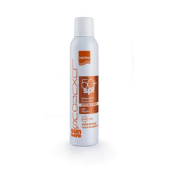 Intermed Luxurious Suncare Antioxidant Sunscreen Invisible Spray SPF50 Αντηλιακό Εκνέφωμα 200ml. Προσφέρει υψηλή αντηλιακή προστασία, ενυδατώνει και προστατεύει το δέρμα από την οξειδωτική φθορά, με αόρατη, ματ, μη λιπαρή υφή.